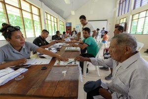 Población de Puinahua recibe apoyo económico con recursos del Fondo 2.5 aportado por PetroTal